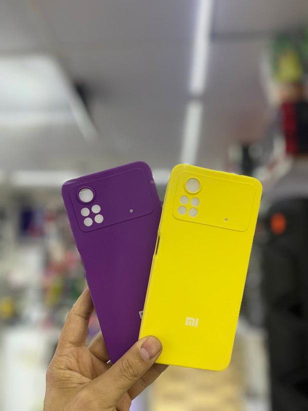 سلیکونی اورجینال ب شرطPoco x4 pro